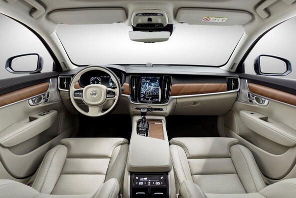 Recenze modernizovaného prémiového sedanu Volvo S90 Fotografie 5
