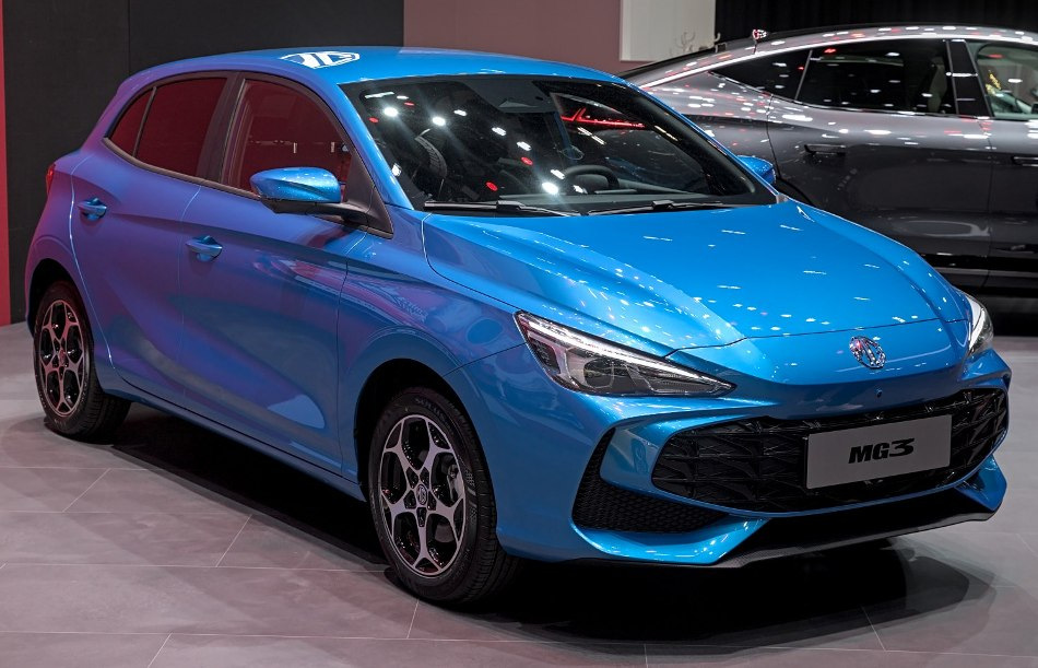 MG 3 2024: recenze stylového městského hatchbacku