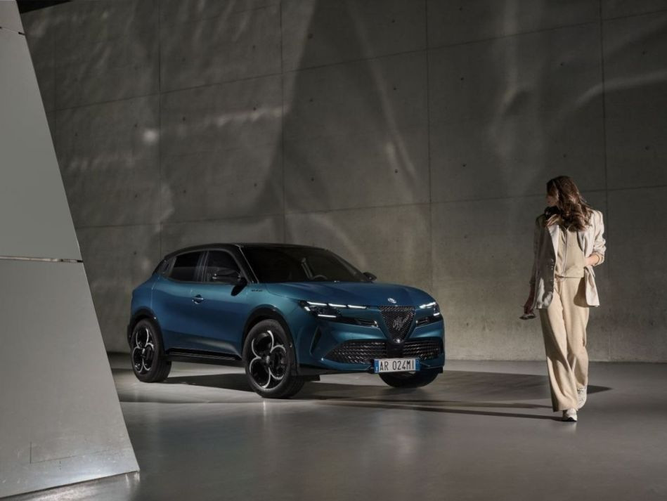 Test crossoveru Alfa Romeo Junior 2024