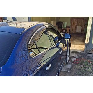 Okenní ofuky s chromovanou lištou (4 ks, Niken) Renault Fluence 2009–2016 fotografie 3