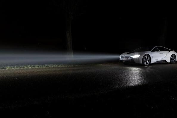 Laserové světlomety: sci-fi, nebo budoucnost automobilů?