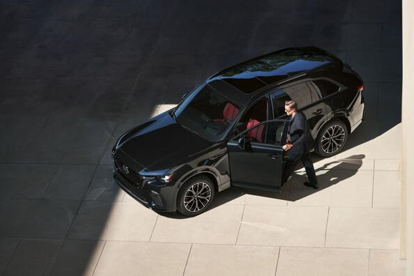 Recenze Mazda CX-70: prémiová kvalita a bezchybný interiér Fotografie 5