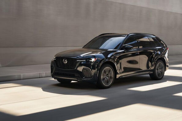 Recenze Mazda CX-70: prémiová kvalita a bezchybný interiér Fotografie 1
