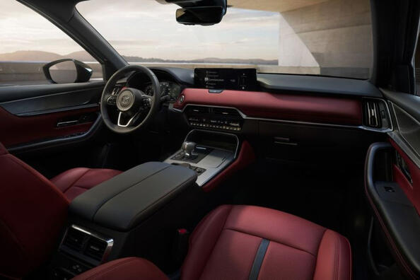 Recenze Mazda CX-70: prémiová kvalita a bezchybný interiér Fotografie 6