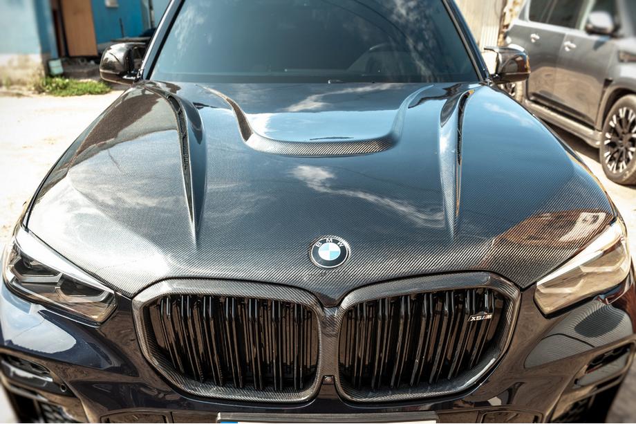 BMW X5 G05 2019–2026 Karbonová kapota V1 (G05/F95) Fotografie 2