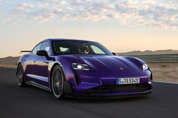 Modernizovaný Porsche Taycan 2024: rychlý, s delším dojezdem a ještě vyspělejší