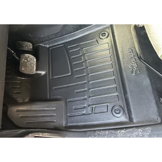 Gumové koberce Stingray 3D (bez loketní opěrky) (4 ks) Toyota Proace City 2016– fotografie 1