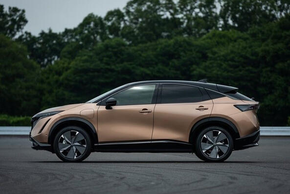 Nissan Ariya: japonský elektrický crossover vrhá výzvu Fotografie 4