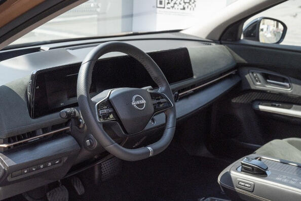 Nissan Ariya: japonský elektrický crossover vrhá výzvu Fotografie 2