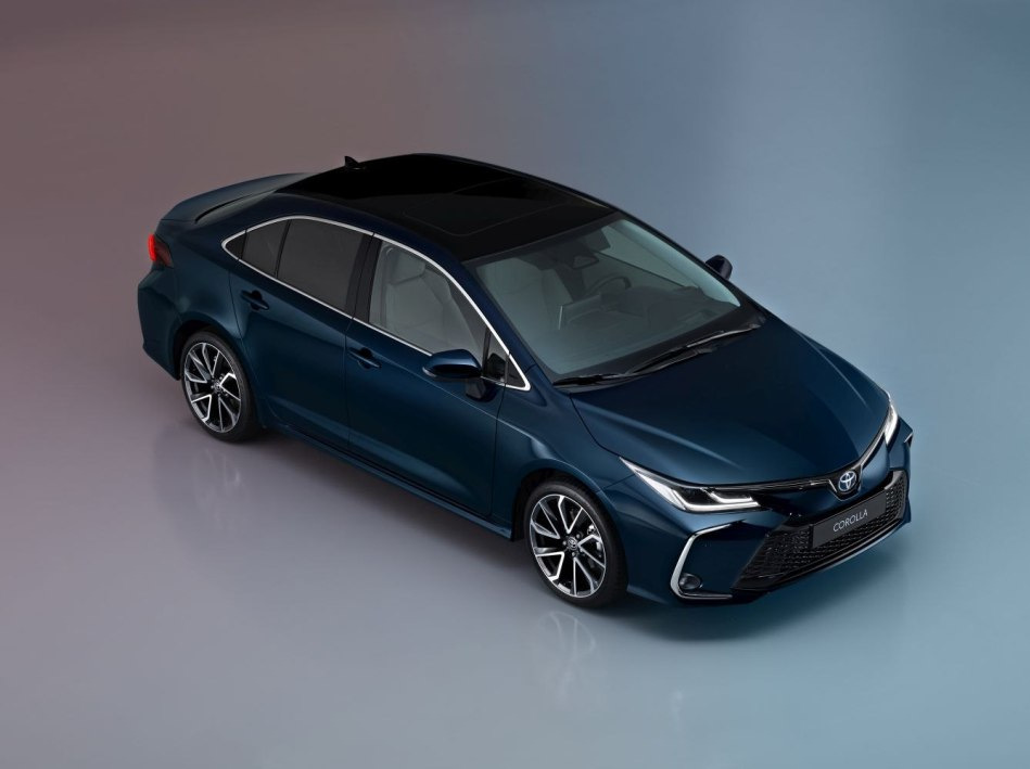 Recenze modernizované Toyota Corolla Sedan 2023