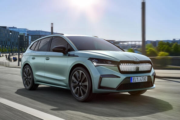 Skoda Enyaq iV: český elektrický crossover dobývá silnice