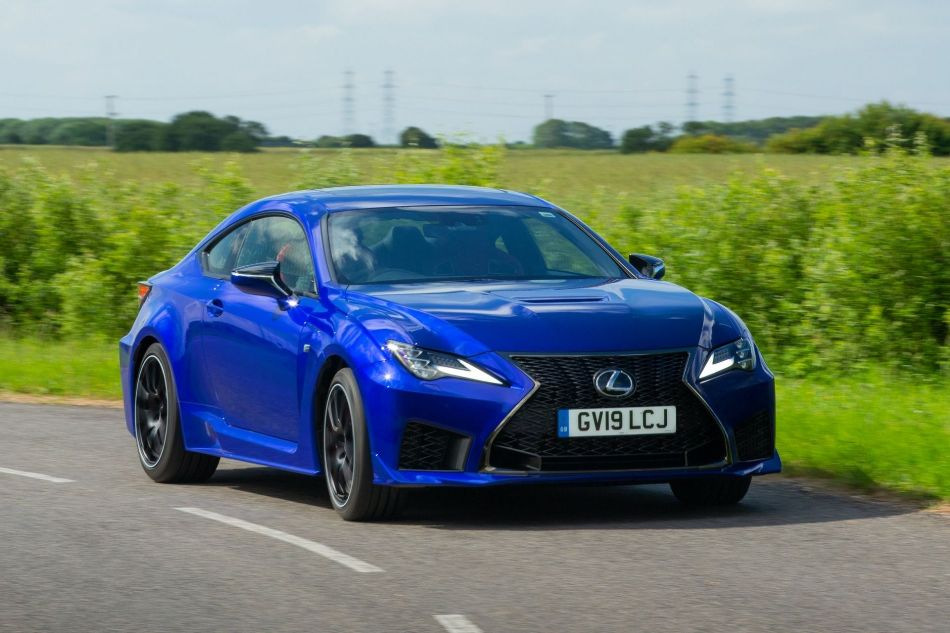 Recenze „nabušeného“ sportovního kupé Lexus RC F
