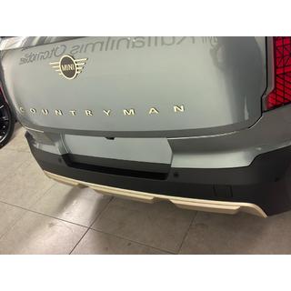 Ochranná nerezová lišta na zadní nárazník Carmos (U25) Mini Countryman U25 2023– fotografie 3