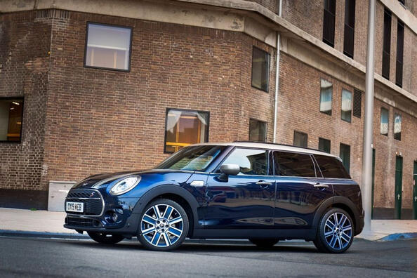 Recenze modernizovaného MINI Clubman: více stylu a komfortu