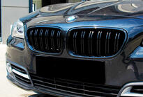 BMW řada 5 F10/F11 2010–2016 Ledvinky M-Look (černý lesk) fotografie 1