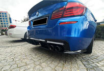BMW řada 5 F10/F11 2010–2016 Zadní difuzor DPT V-1 (pro M-Performance, černý lesk) fotografie 1