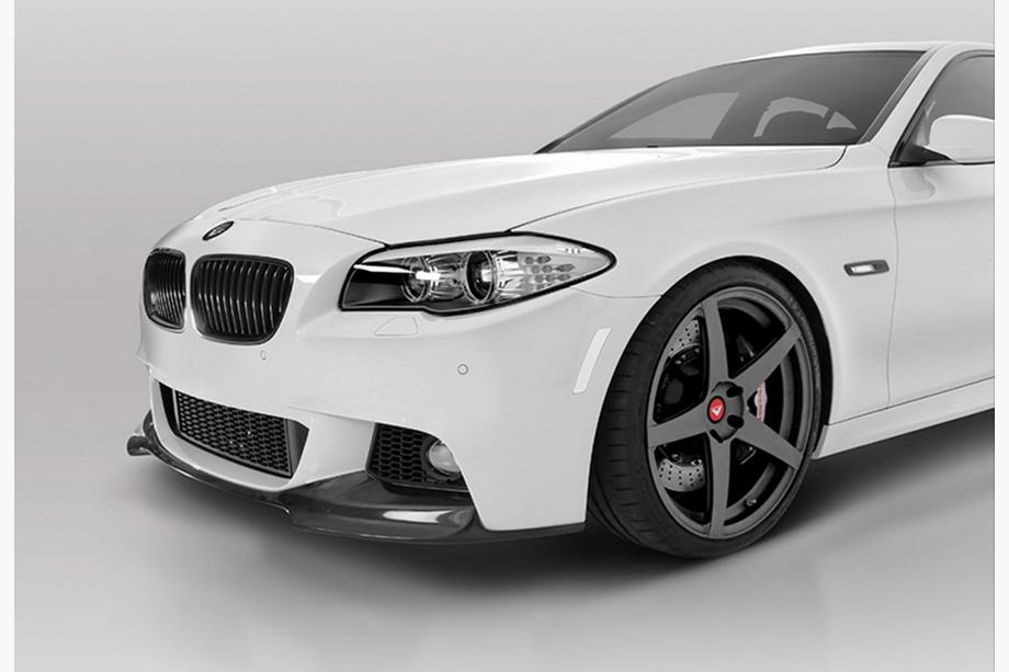 BMW řada 5 F10/F11 2010–2016 Přední lip spoiler DPT Lip V-3 (pro M-Performance, lesklá černá) Image