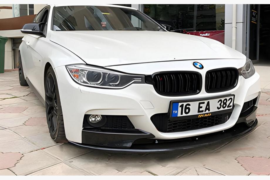 BMW řada 3 F30/F31 2012–2019 Nástavec předního nárazníku DPT Lip (pro M-Performance, černý lesk) Image