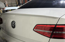 Volkswagen Passat B8 2015–2023 Spoiler DPT (k lakování) fotografie 3