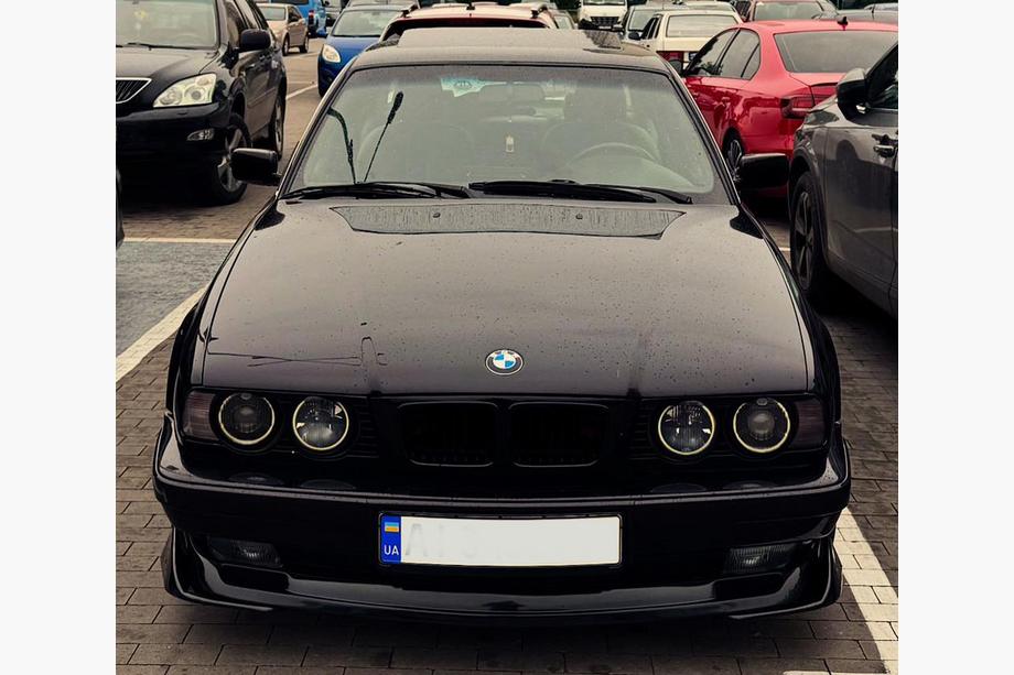 Univerzální přední lip spoiler DPT V-1 (ABS) (2 ks) (lesklá černá) Fotografie 4