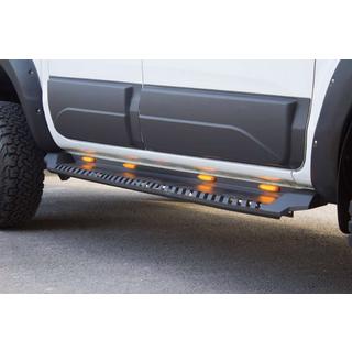 Boční nášlapy Dakar V1 s LED (2019+, 2 ks, kovové) fotografie 4