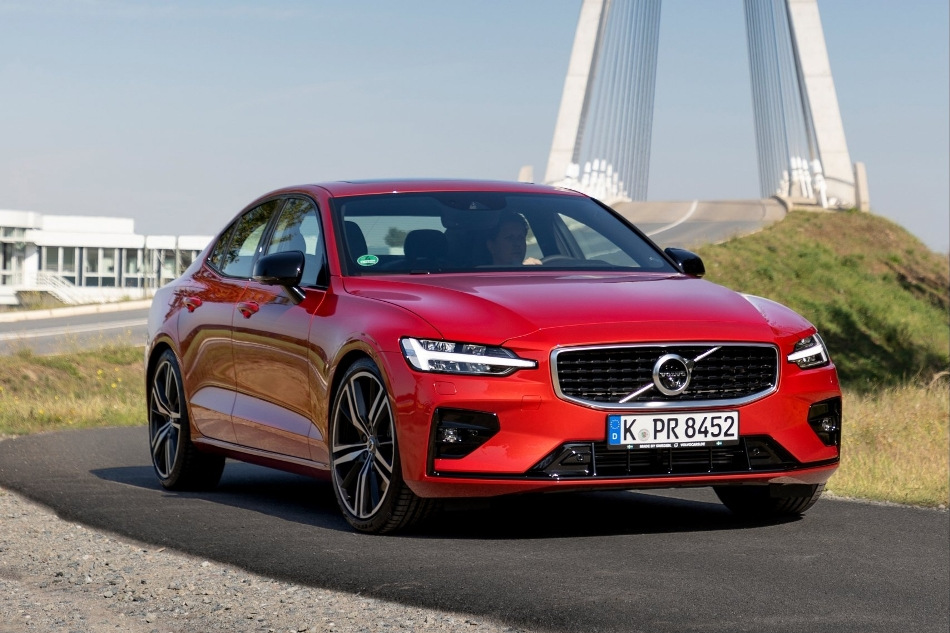 Test Volvo S60: stylový švédský sedan