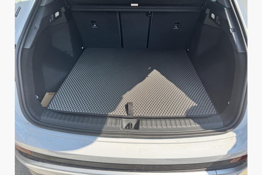 Audi Q4 e-Tron 2021– EVA vana do kufru (černá) Image