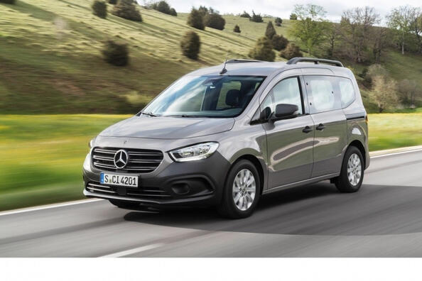 Mercedes-Benz Citan Combi: praktický a pohodlný kompaktní MPV Fotografie 3