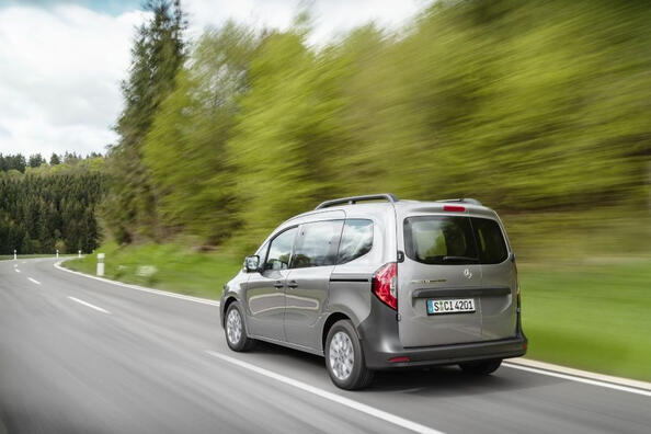 Mercedes-Benz Citan Combi: praktický a pohodlný kompaktní MPV Fotografie 4