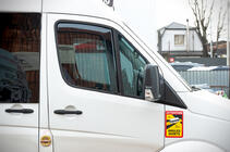 Mercedes Sprinter W906 2006–2018 Okenní deflektory vkládací (poloprůhledné, 2 ks, Cagatay) fotografie 10