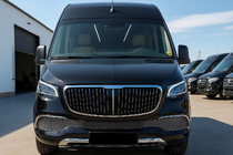 Mercedes Sprinter W907/W910 2018– Přední nárazník s mřížkou (Maybach) fotografie 2