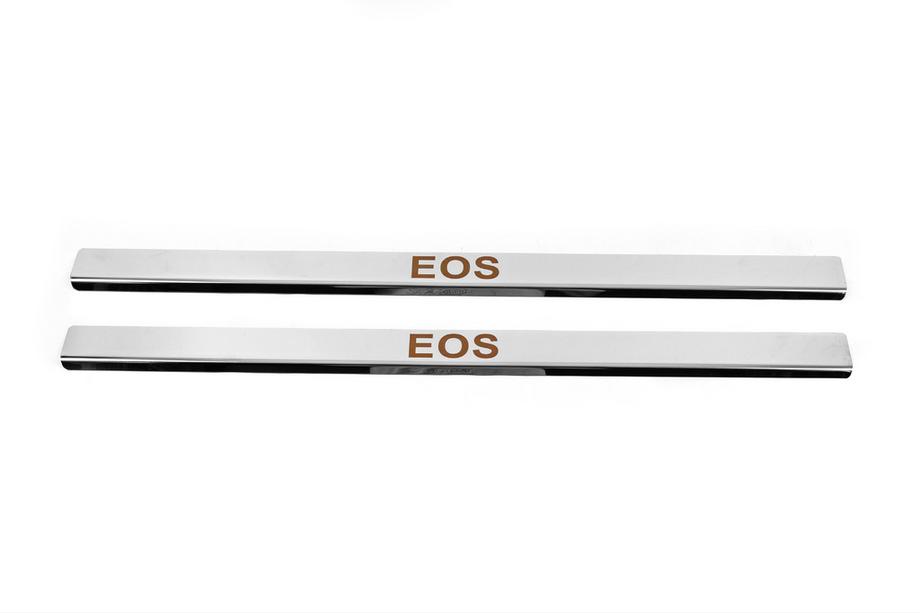 Volkswagen EOS 2011–2016 Nerezové kryty prahů Carmos (2 ks, nerez) Image