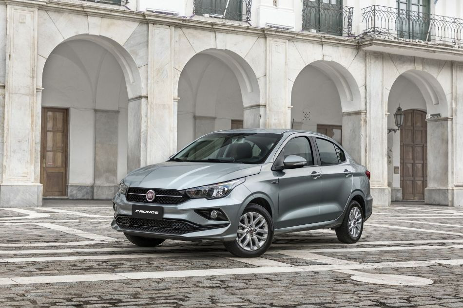 Recenze sedanu Fiat Cronos