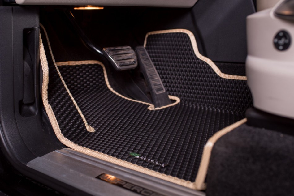 V čem jsou dobré automobilové koberce EVA?