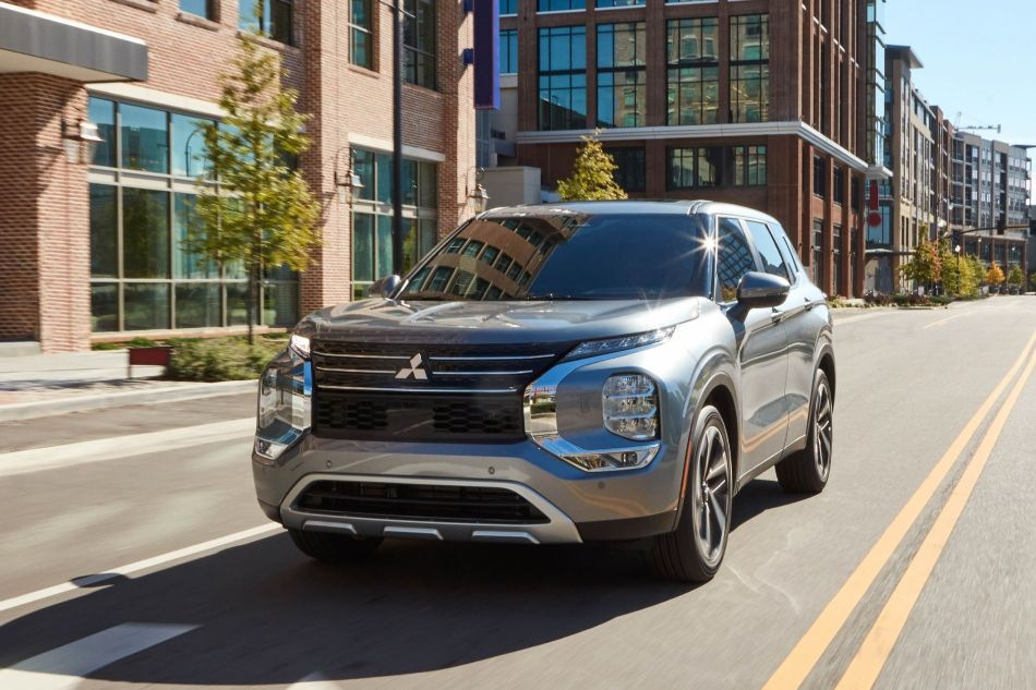 Recenze Mitsubishi Outlander IV generace