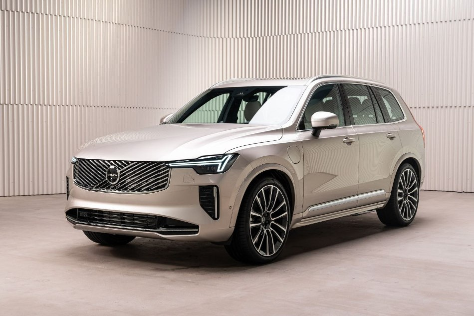 Přehled modernizovaného Volvo XC90 druhé generace pro rok 2025