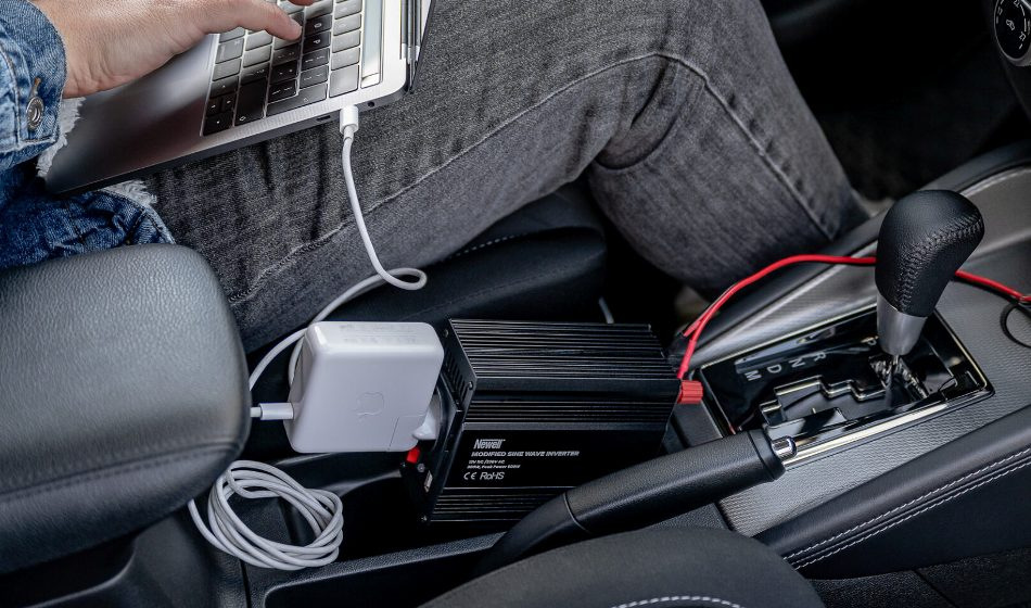 Jak získat 220 V v automobilu?