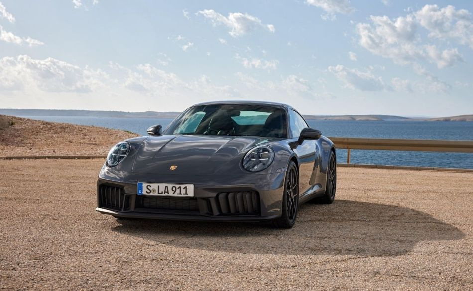 Test sportovního kupé Porsche 911 Carrera: facelift pro rok 2024
