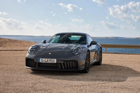 Test sportovního kupé Porsche 911 Carrera: facelift pro rok 2024