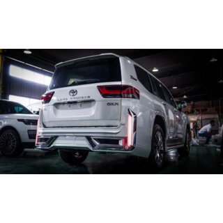 VIP sada bodykitu Toyota Land Cruiser 300 2021– fotografie 2