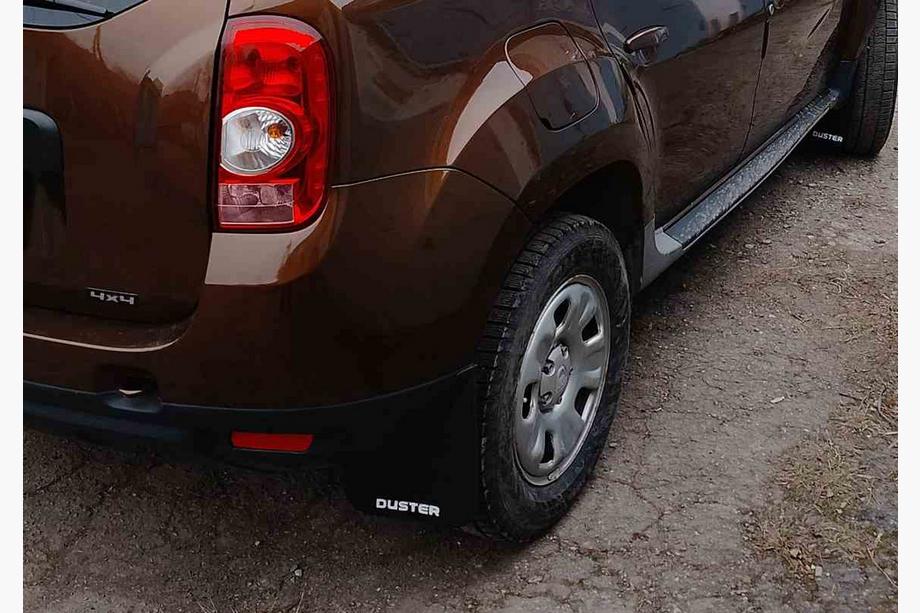 Dacia Duster 2008–2018 Zástěrky EuroCap (4 ks) Fotografie 4