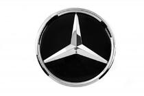 Mercedes C-Class W205 2014–2021 Zlevněné: Přední emblém pod sklem, chromové orámování A2058806406 (vystavený kus) fotografie 1