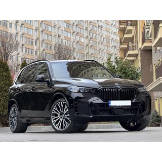 Kompletní restylingový bodykit pro X5 M60i fotografie 4