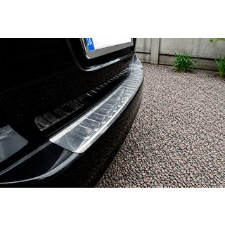 Nerezová lišta zadního nárazníku Carmos V2 (SW, nerez) Volkswagen Golf 6 2008–2014 fotografie 1