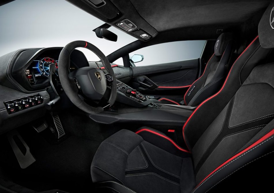 Alcantara v automobilovém tuningu: možnosti využití