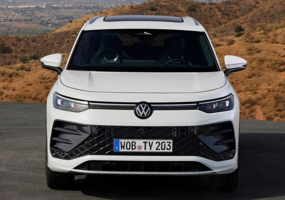 Recenze Volkswagen Tayron druhé generace pro rok 2024