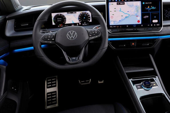 Recenze Volkswagen Tayron druhé generace pro rok 2024 Fotografie 6
