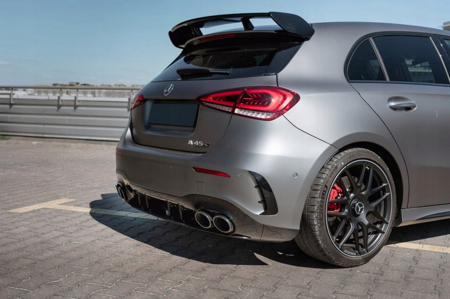 Mercedes A-class W177 2018– Zadní difuzor s koncovkami výfuku (design A45 HB) Image