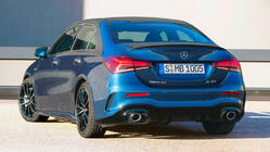 Mercedes A-class W177 2018– Zadní difuzor s koncovkami výfuku (design A35 SD) fotografie 1
