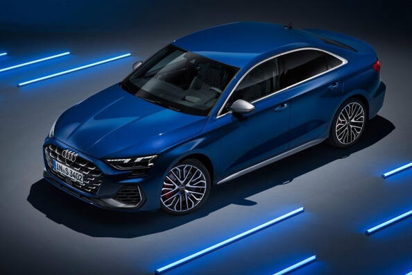 Recenze modernizovaného sportovního sedanu Audi S3